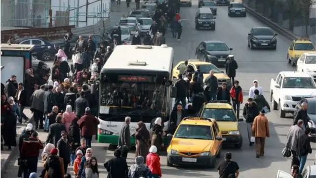 شارع في دمشق