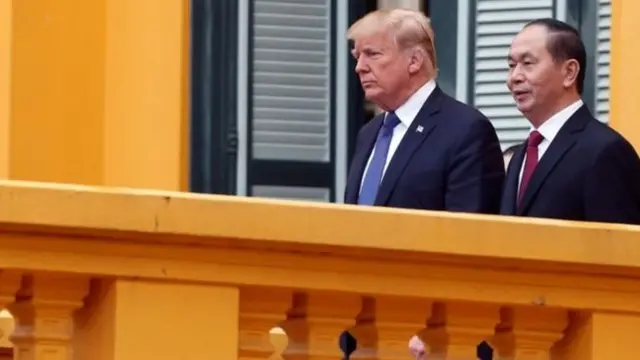 डोनल्ड ट्रंप