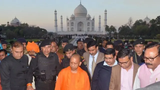 योगी आदित्यनाथ