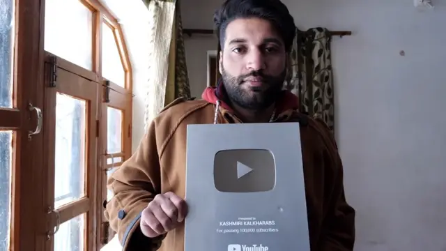 इस यूट्यूब चैनल की शुरुआत साल 2017 में परवेज़ अहमद ने की थी