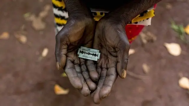 பெண்ணுறுப்பு சிதைப்பு செய்தால் சிறை - ஆஃப்ரிக்க நாடு அதிரடி