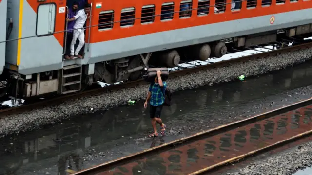 పాతచిత్రం