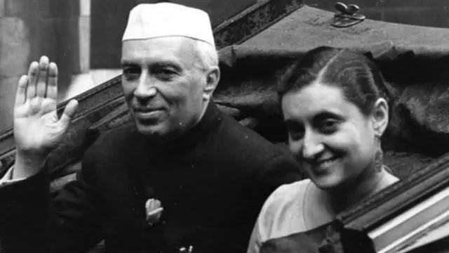 पं. नेहरू आणि इंदिरा गांधी