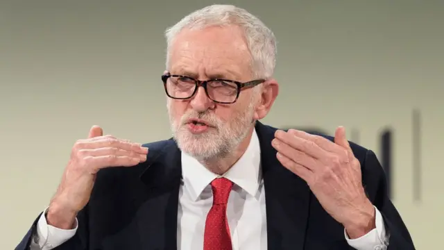 Byitezwe ko Bwana Corbyn, umukuru w'ishyaka ry'abakozi rya Labour, azagirana ikiganiro mpaka kuri televiziyo na Madamu May mu kwezi gutaha, ku masezerano ya Brexit