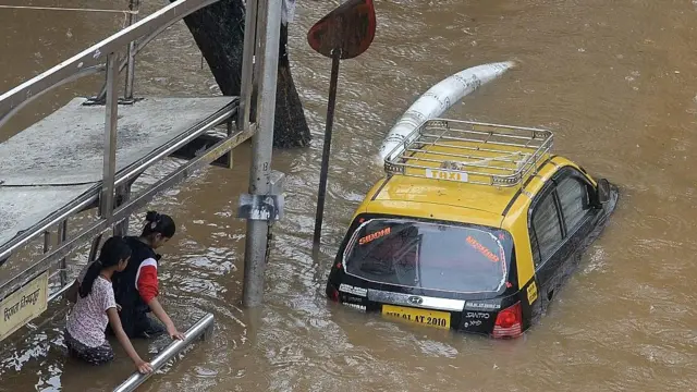 மும்பை வெள்ளம்