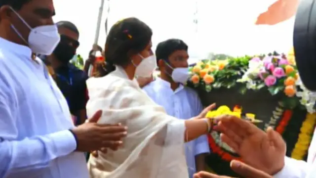 पंकजा मुंडे