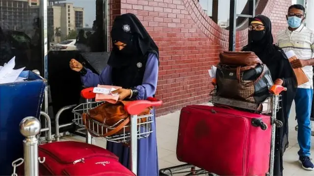 প্রবাসী