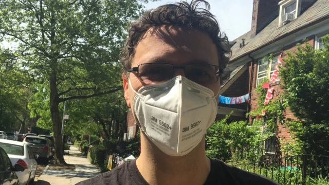 Le Dr Duncan Maru quitte son quartier à New York pour se rendre en première ligne dans le traitement des patients atteints de coronavirus.