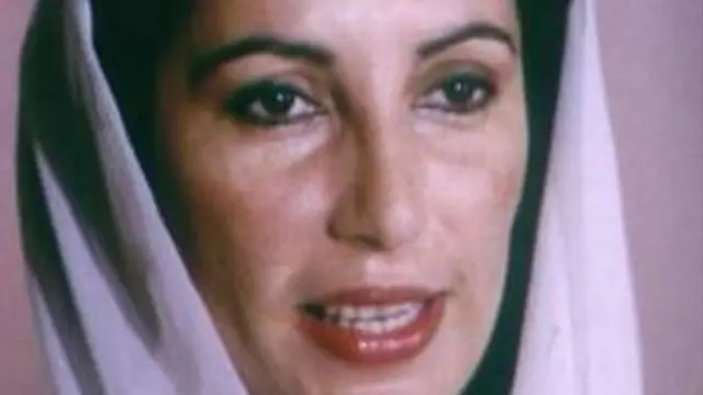 बेनज़ीर भुट्टो, पाकिस्तान