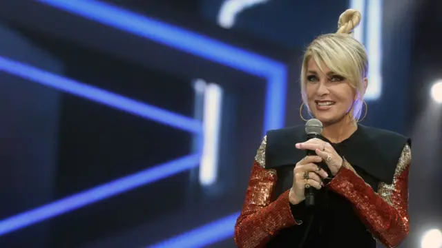 Лайма Вайкуле