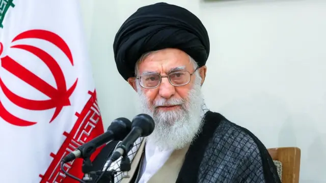 آیت‌الله خامنه‌ای
