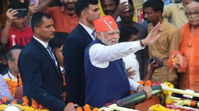 नरेंद्र मोदी