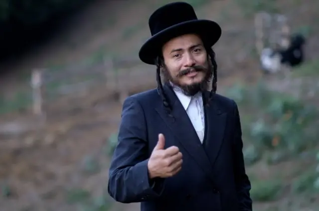 Un miembro de la comunidad.