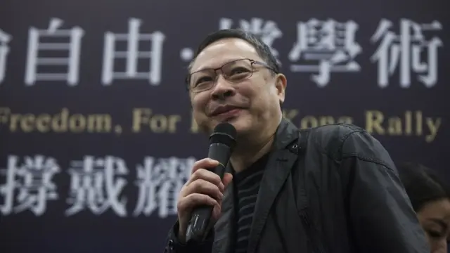 戴耀廷早前因为发起"占领中环"运动被判囚，目前在上诉期间获准保释。