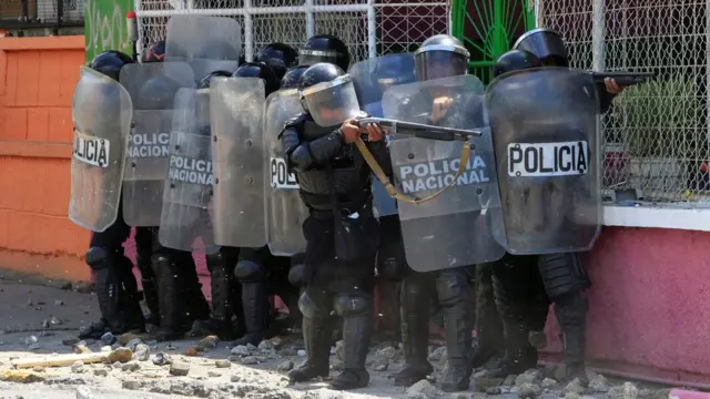 Policía antimotines en Nicaragua