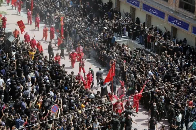 مراسم ظهر عاشورا در تهران