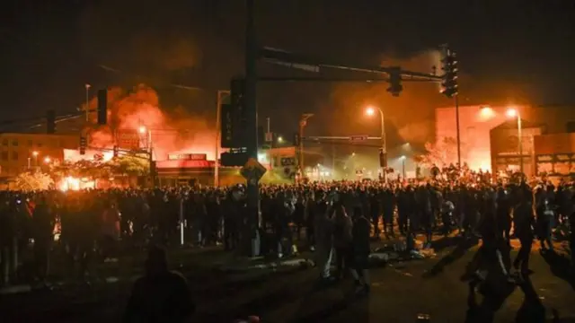 Abigaragambya barushishije imbaraga n'ubwinshi igipolisi