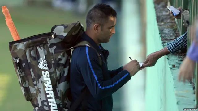 धोनी फैन