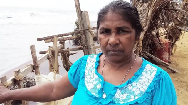 "මේ යහපාලන ආණ්ඩුව බලයට පත් වුණේ මේ ව්‍යාපෘතිය නතර කරනවා කියල. නමුත් අද මේ අය ඉස්සර අයටත් වඩා හොඳට මෙය කරගෙන යනවා"