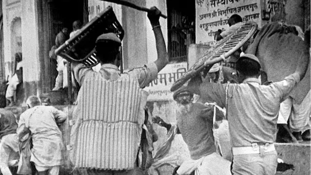 బాబ్రీ మసీదు కూల్చివేత