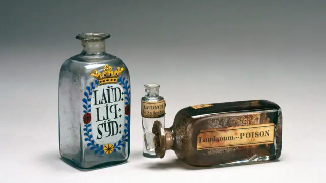 Botellas de láudano.
