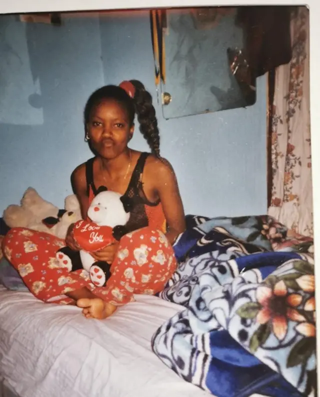 Mwanamke huyo alirejelea maisha yake ya uraibu akitoroka majukumu ya uchungaji wa kanisa.