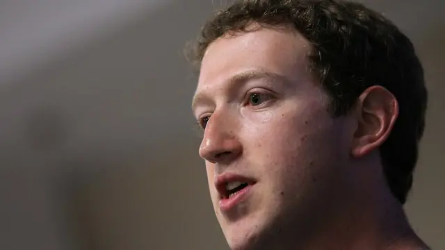 مارك زاكربيرغ