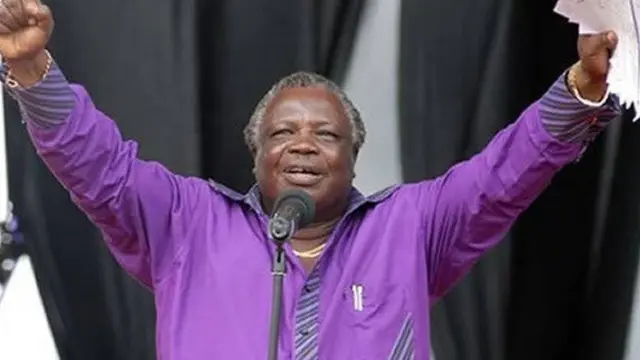 Francis Atwoli katika mkutano wa wafanyakazi