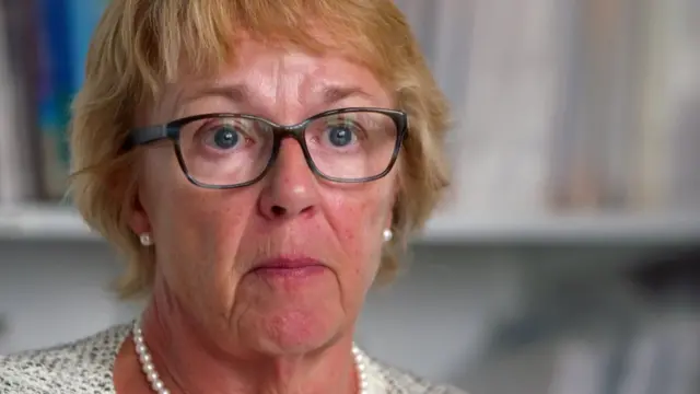 La doctora Carole Buckley de la Royal College de Médicos Generales