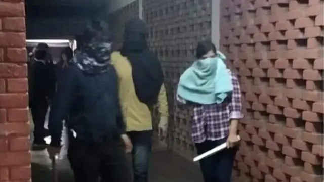 జేఎన్‌యూ లో దాడి