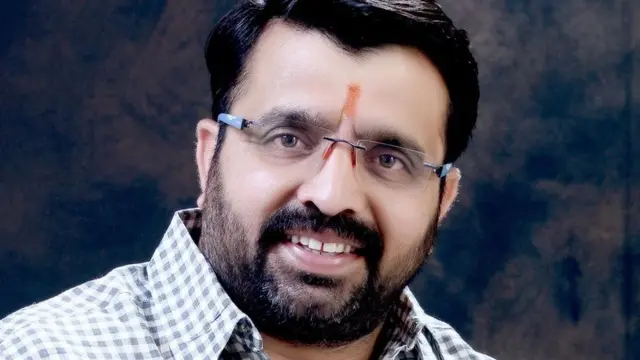 महेश लांडगे