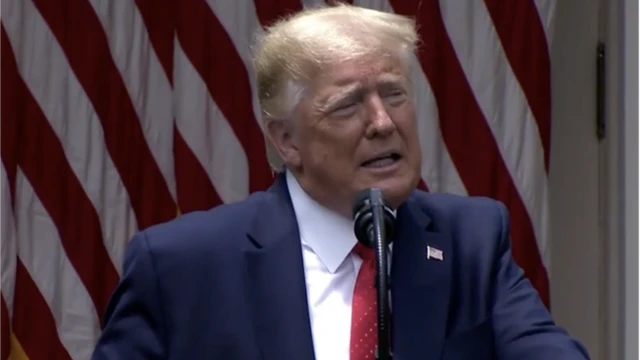 Trump ti gbe awọn ofin to nira lélẹ̀, èyí sì jẹ́ ọ̀kan lára àwọn ọ̀rọ̀ ìpòlongo ìdìbò rẹ