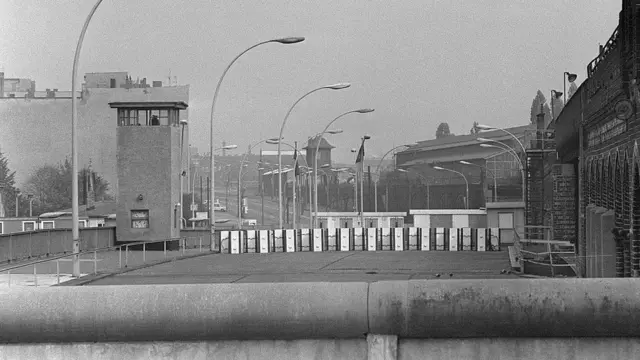 Граница восточного и западного Берлина