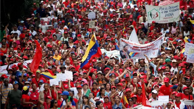 Marcha del oficialismo