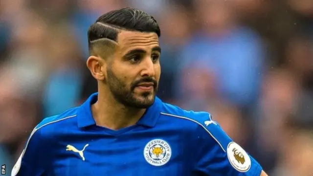 Winga wa Leicester Riyad Mahrez