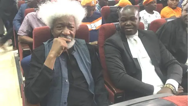 Wole Soyinka ati agbẹjọro Sowore