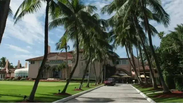 ডোনাল্ড ট্রাম্পের ফ্লোরিডার পাম বিচের বাড়ি