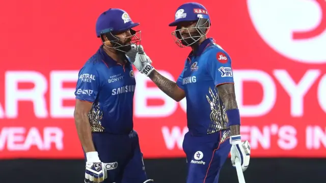 PBKSvMI रोहित शर्मा और सूर्यकुमार यादव के बीच तीसरे विकेट के लिए 79 रन की साझेदारी