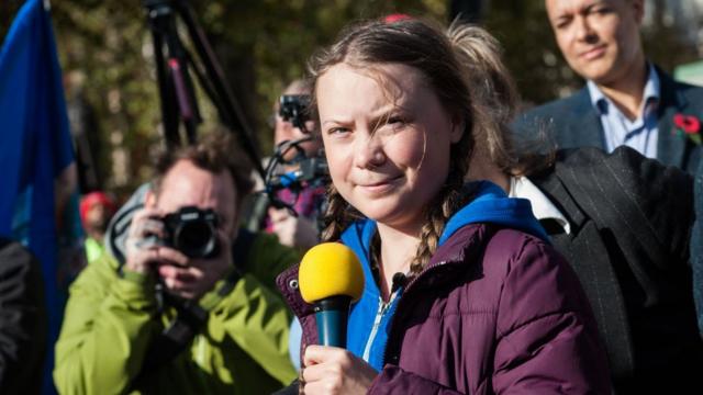 Nhà hoạt động khí hậu Greta Thunberg