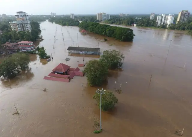 నీట మునిగిన ఓ ప్రాంతం