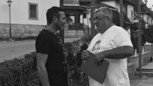 Давор Драгичевић и Муриз Мемић на заједничком протесту у Јајцу, август 2018. године