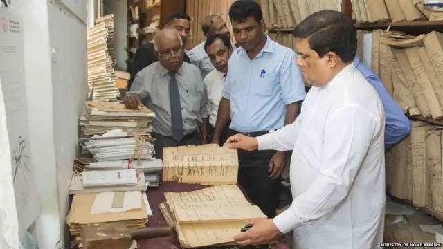 විනාශවෙමින් තිබෙන ලිපි, ලේඛන