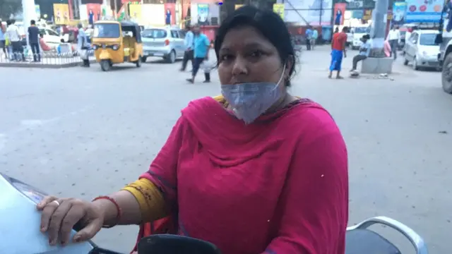 शिवपुर पंचायत की आवास सहायिका दुर्गा मणि गुप्ता