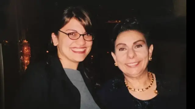 رشيدة وحنان عشراوي