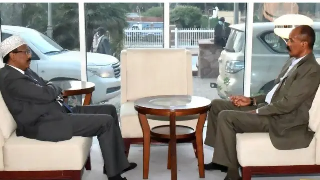 ፕረዚደንት ፈደራላዊ መንግስቲ ሶማልያ፡ መሓመድ ዓብዱላሂ 'ፋርማጆ' ምስ ኢሳይያስ ኣፈወርቂ