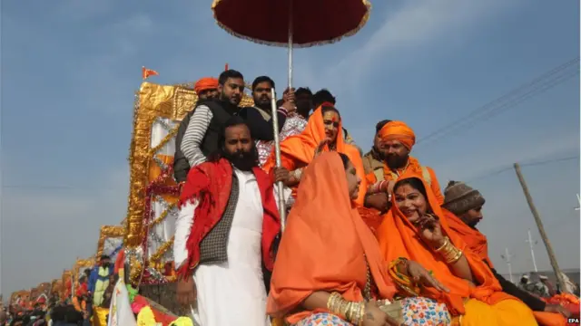 कुंभ, प्रयागराज, उत्तर प्रदेश, अखाड़े, नागा बाबा