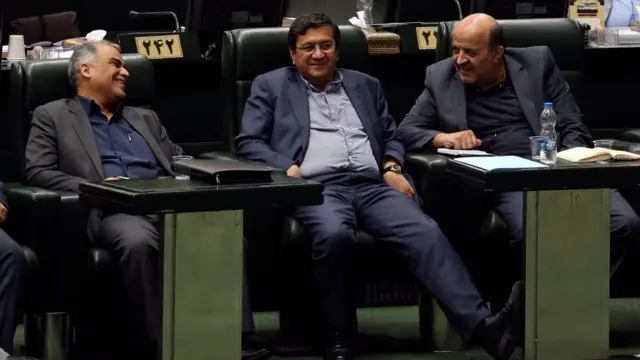 عبد الناصر همتي