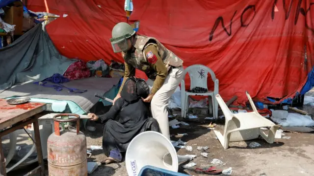 दिल्ली में हिंसा