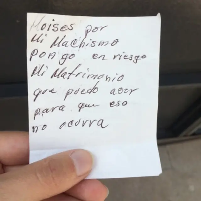 Nota escrita por Moisés completa