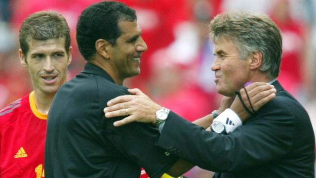 Egyptian referee Gamal Ghandour with South Korea coach Guus Hiddink